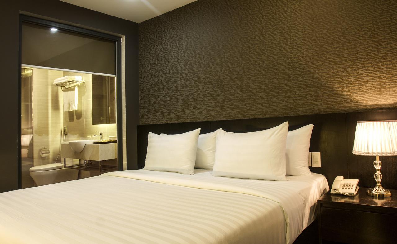 Golden Hotel Нячанг Екстер'єр фото