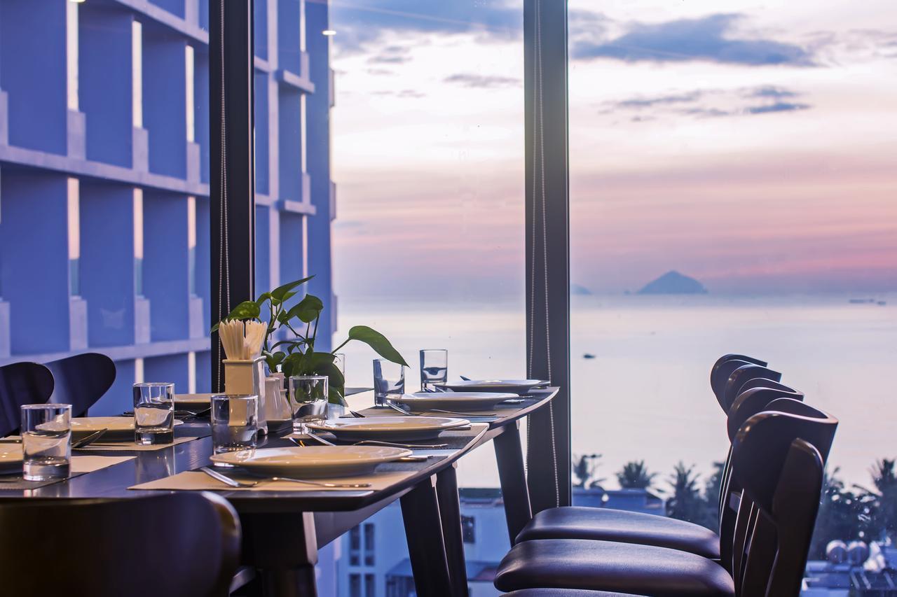 Golden Hotel Нячанг Екстер'єр фото